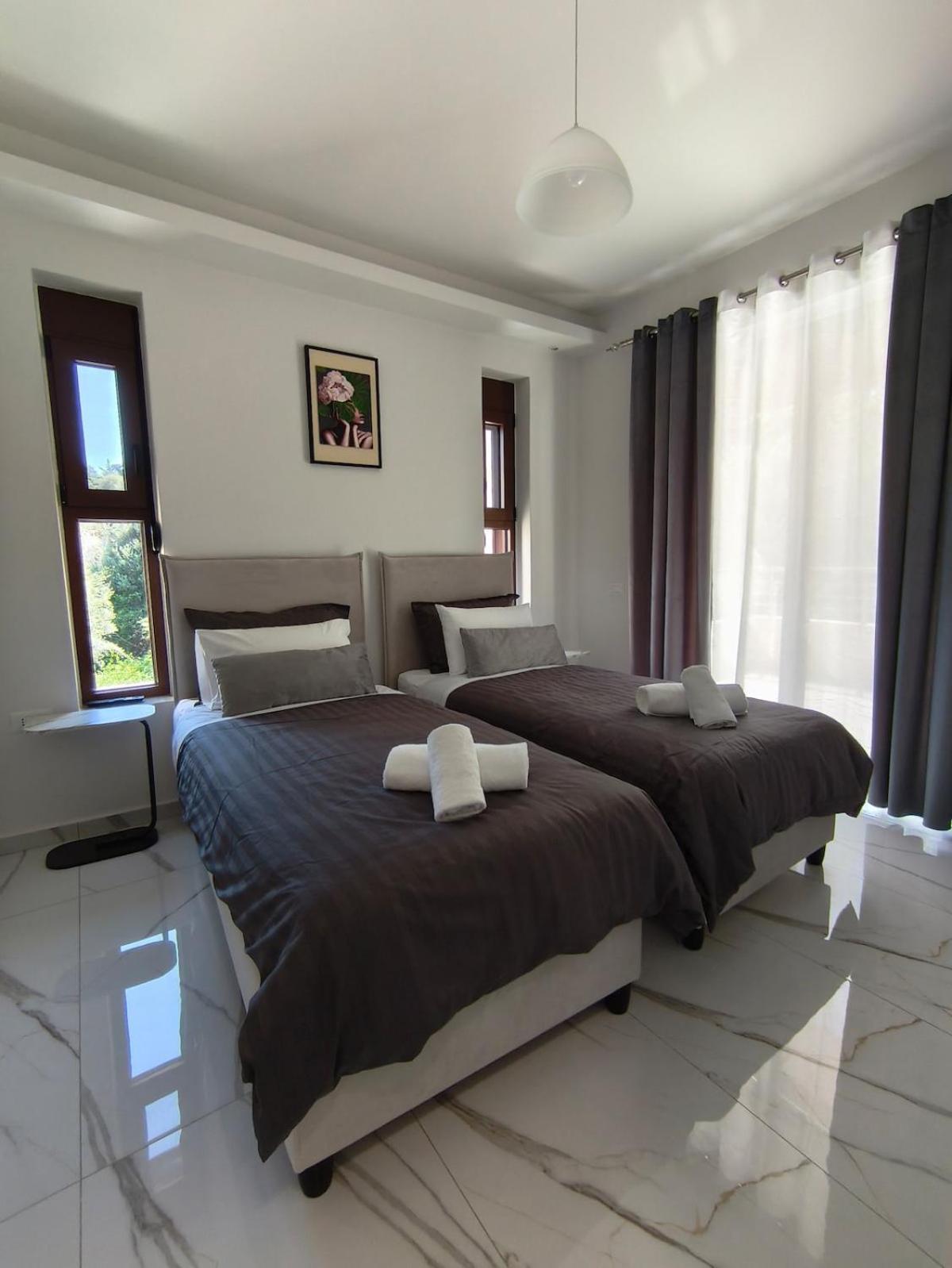 Oasis Luxury Villa