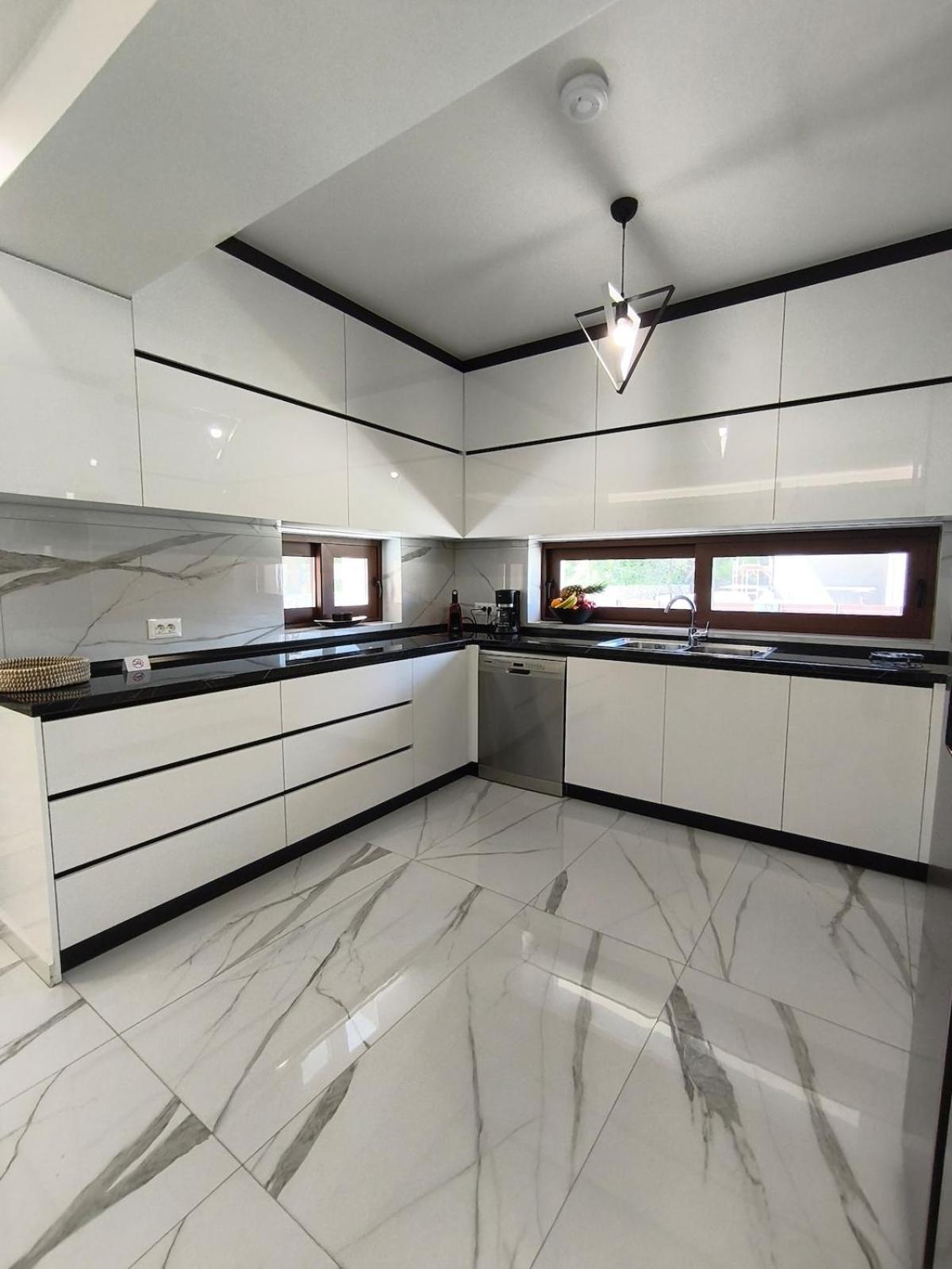 Oasis Luxury