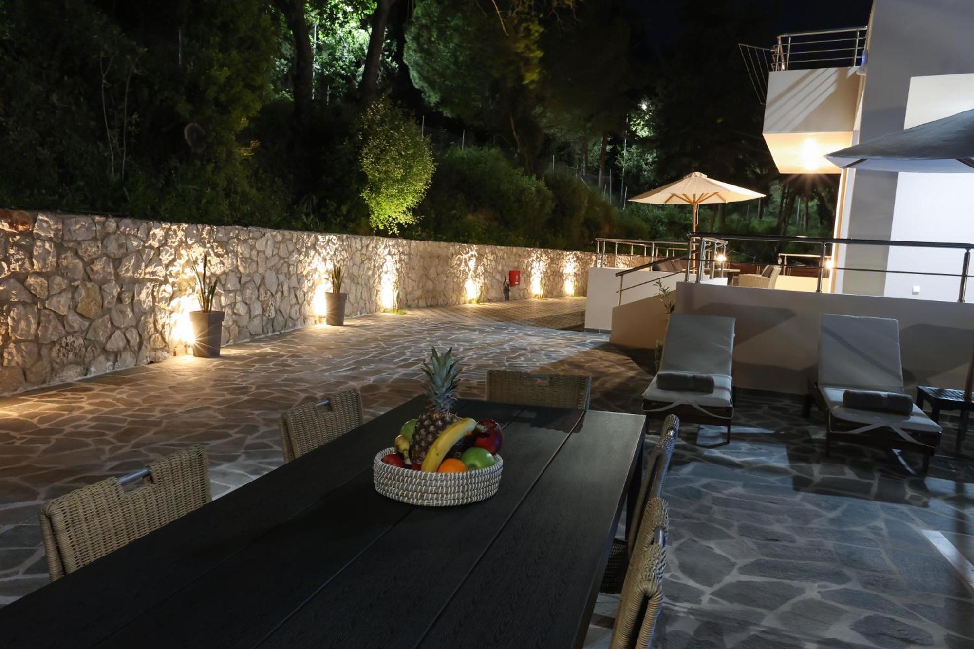Oasis Luxury