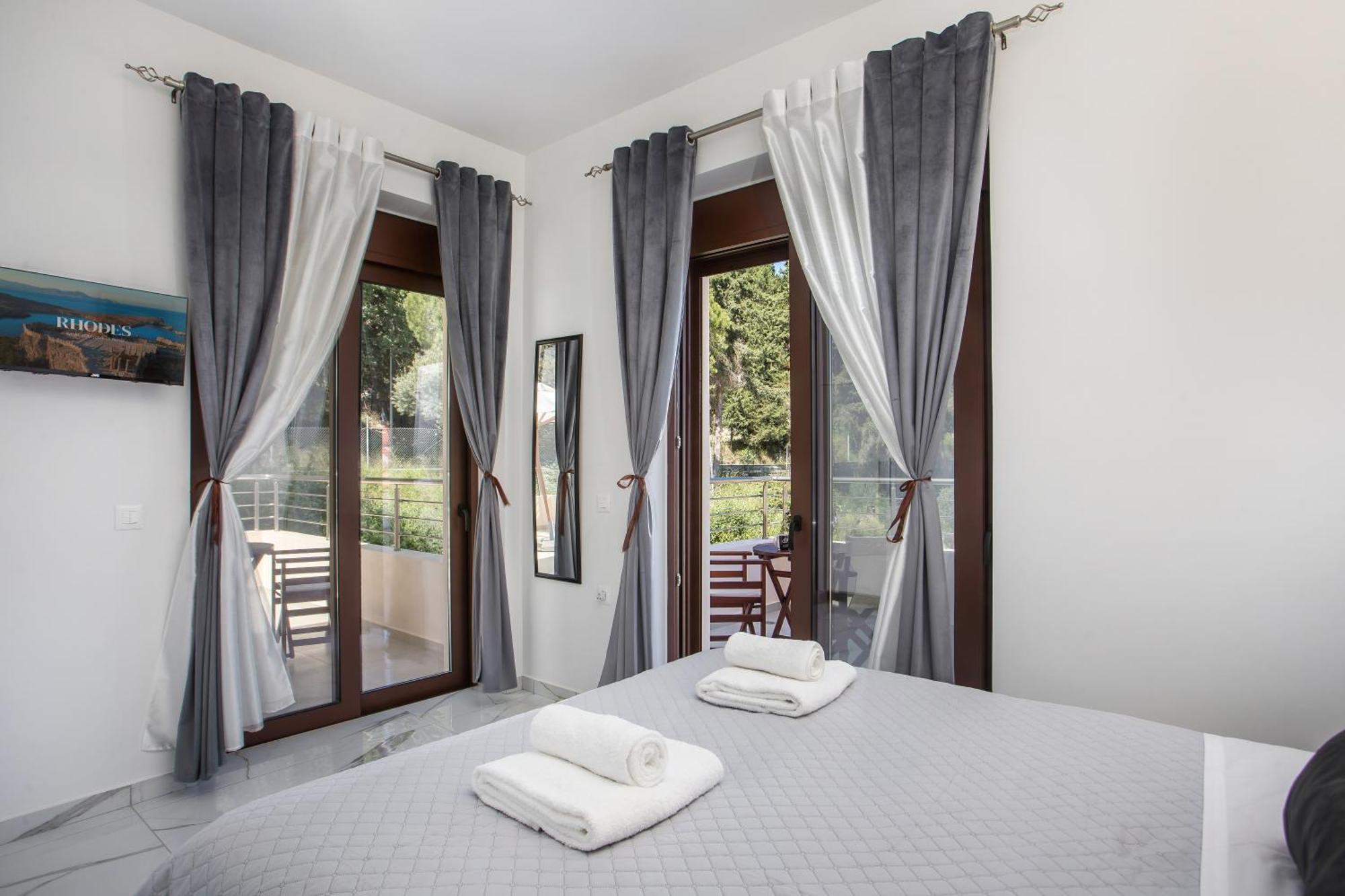 Villaer Oasis Luxury Rhodes City